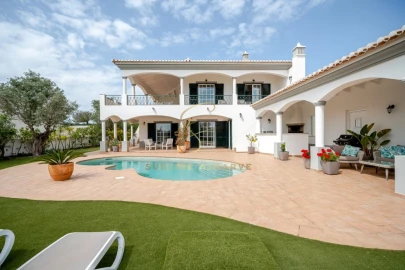 Moradia T4 para Venda em Lagos (São Sebastião e Santa Maria)