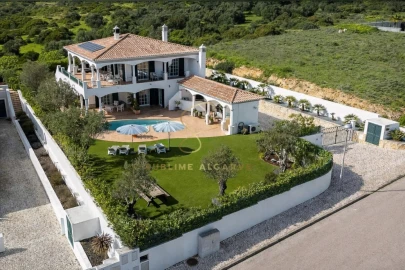 Moradia T4 para Venda em Lagos (São Sebastião e Santa Maria)