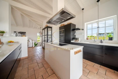 Moradia T4 para Venda em Lagos (São Sebastião e Santa Maria)