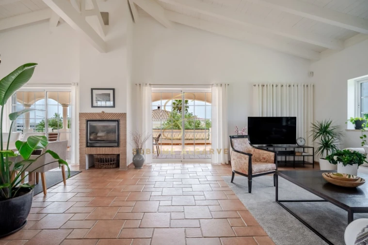 Moradia T4 para Venda em Lagos (São Sebastião e Santa Maria) Foto 10