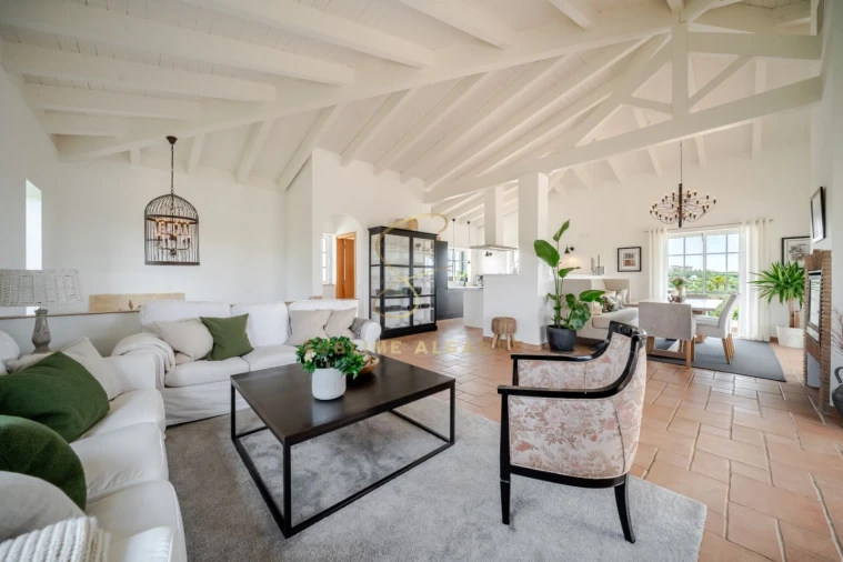 Moradia T4 para Venda em Lagos (São Sebastião e Santa Maria) Foto 11