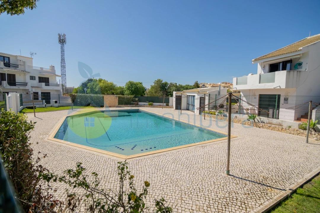 Apartamento T1 para Venda em Lagos (São Sebastião e Santa Maria) Foto 1