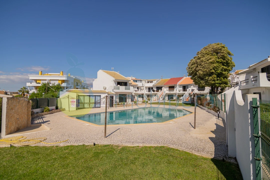 Apartamento T1 para Venda em Lagos (São Sebastião e Santa Maria) Foto 23