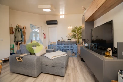 Apartamento T1 para Venda em Lagos (São Sebastião e Santa Maria)