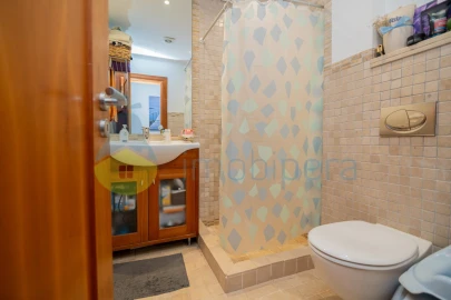 Apartamento T2 para Venda em Estômbar e Parchal