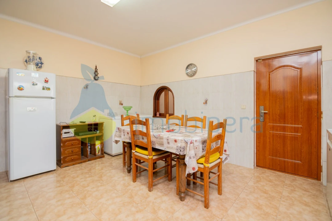 Moradia T3 para Venda em São Bartolomeu de Messines Foto 16