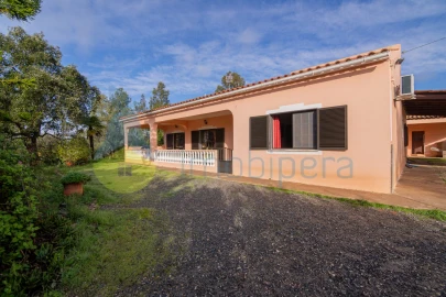 Moradia T3 para Venda em São Bartolomeu de Messines