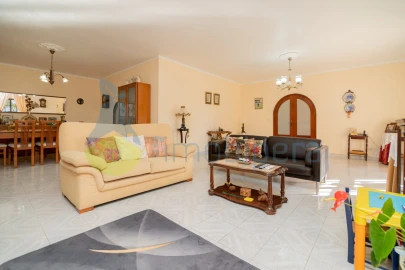 Moradia T3 para Venda em São Bartolomeu de Messines