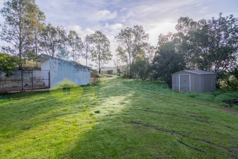 Moradia T3 para Venda em São Bartolomeu de Messines Foto 41