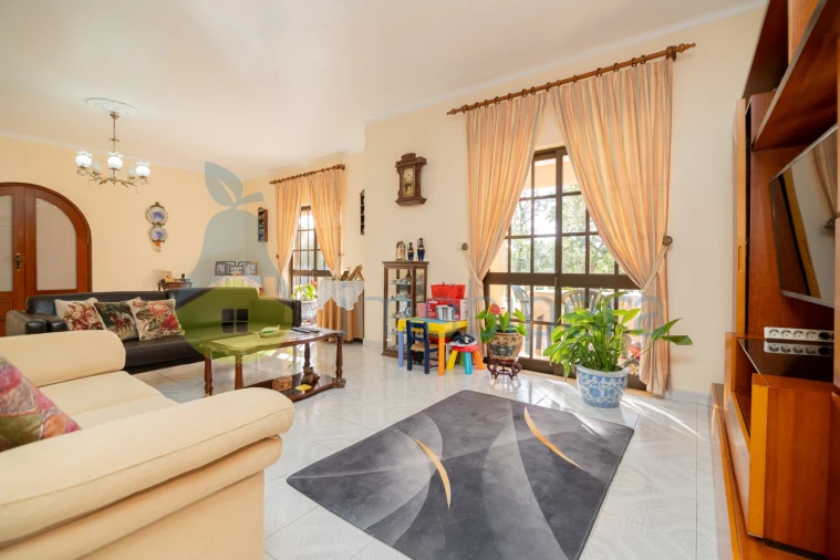 Moradia T3 para Venda em São Bartolomeu de Messines Foto 4