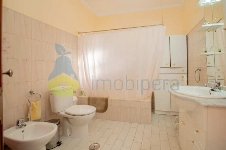 Moradia T3 para Venda em São Bartolomeu de Messines Foto 30