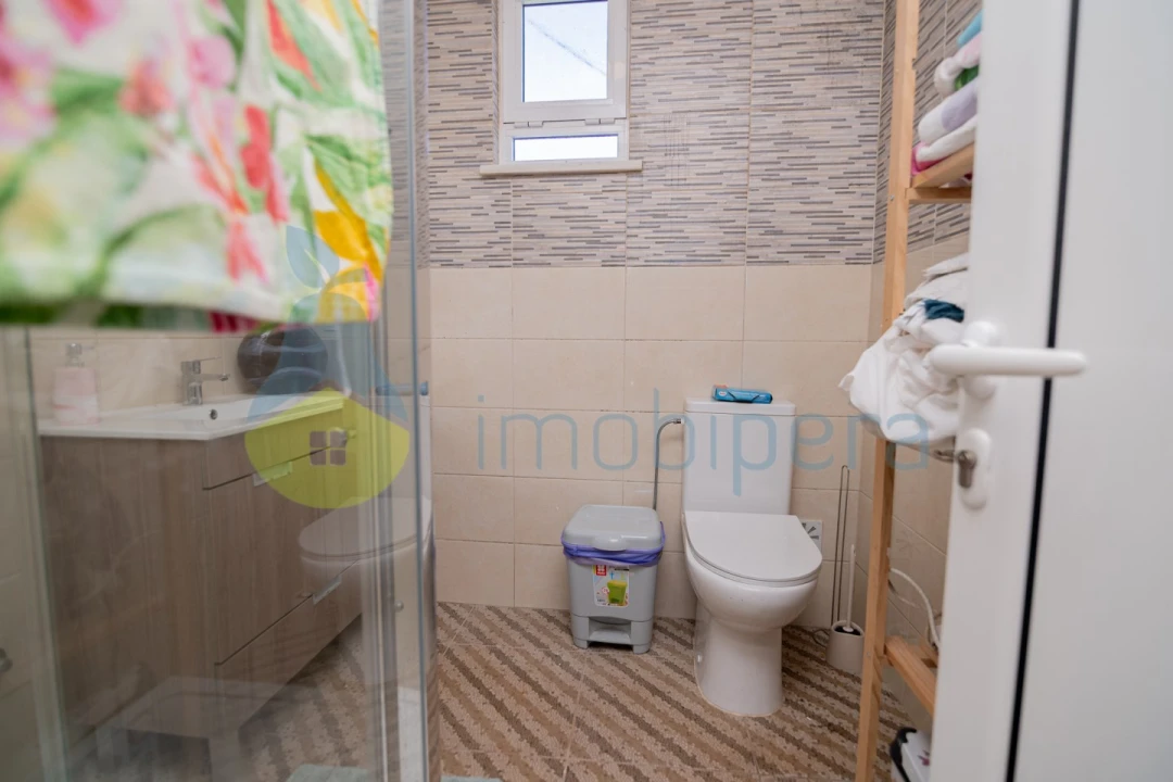 Moradia T4 para Venda em Silves Foto 44