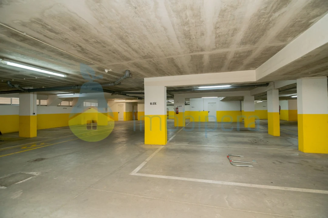 Apartamento T3 para Venda em Portimão Foto 32