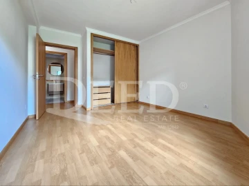 Apartamento T2 para Venda em Caniço