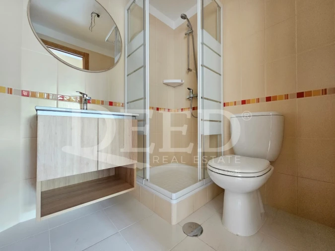 Apartamento T2 para Venda em Caniço Foto 8