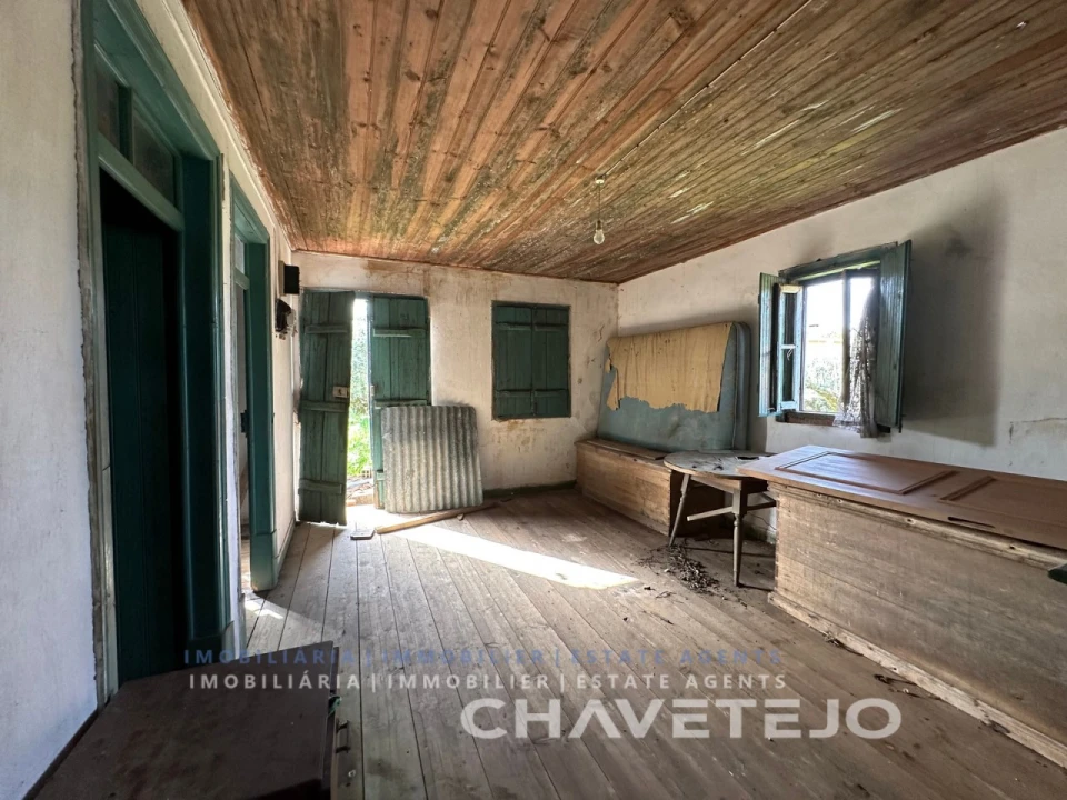 Moradia T2 para Venda em Chãos Foto 8