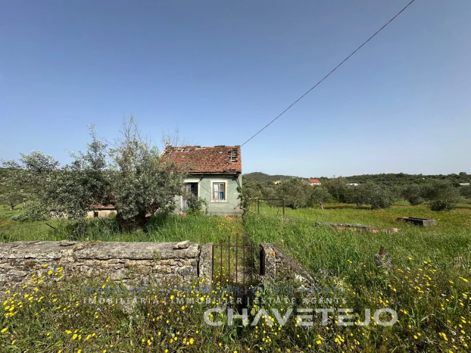 Moradia T2 para Venda em Chãos Foto 27