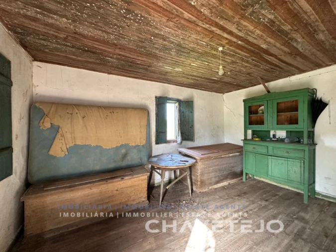 Moradia T2 para Venda em Chãos Foto 11