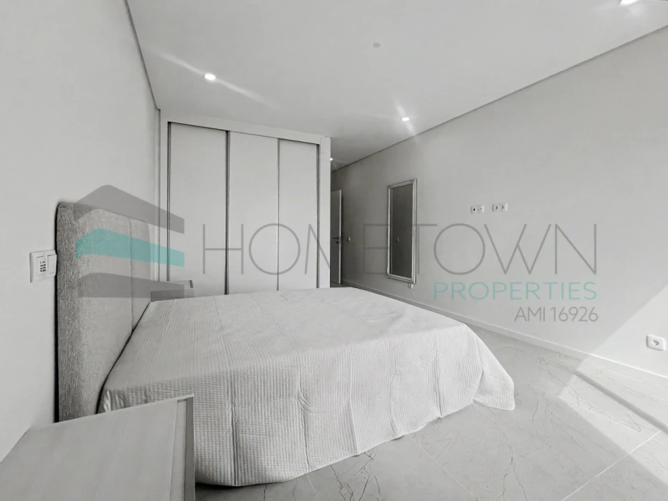 Apartamento T2 para Venda em Quarteira Foto 20