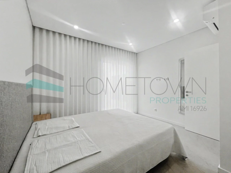 Apartamento T2 para Venda em Quarteira Foto 14