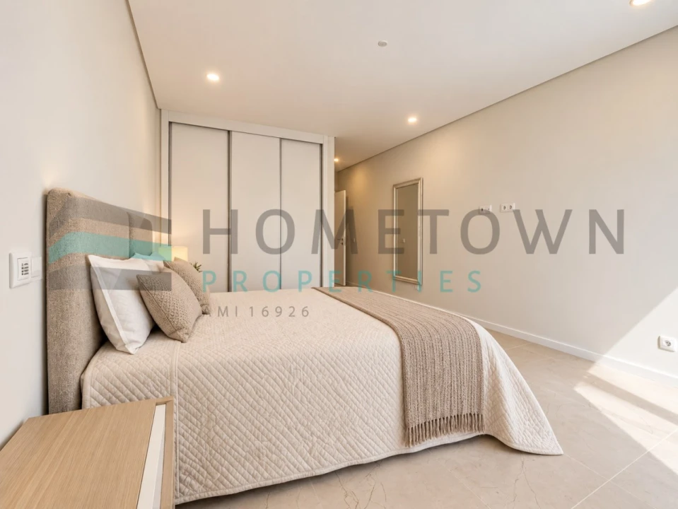 Apartamento T2 para Venda em Quarteira Foto 14