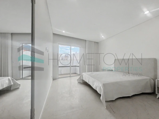 Apartamento T2 para Venda em Quarteira Foto 13