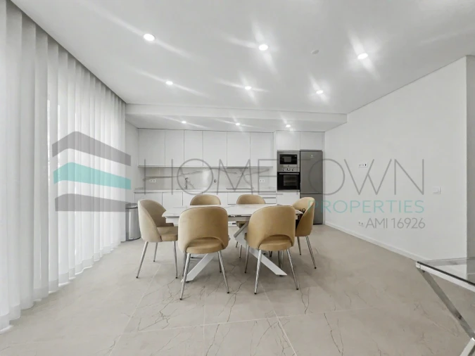 Apartamento T2 para Venda em Quarteira Foto 11