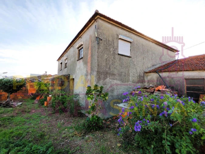 Moradia T3 para Venda em Ceira Foto 23