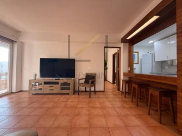 Apartamento T1 para Arrendamento em Carcavelos e Parede