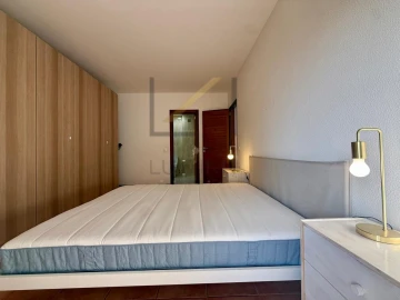 Apartamento T1 para Arrendamento em Carcavelos e Parede