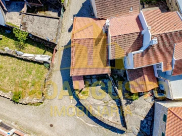 Moradia T1 para Venda em Lamegal