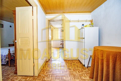 Moradia T1 para Venda em Lamegal