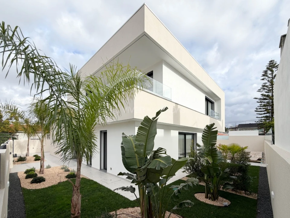 Moradia T4 para Venda em Amora Foto 31