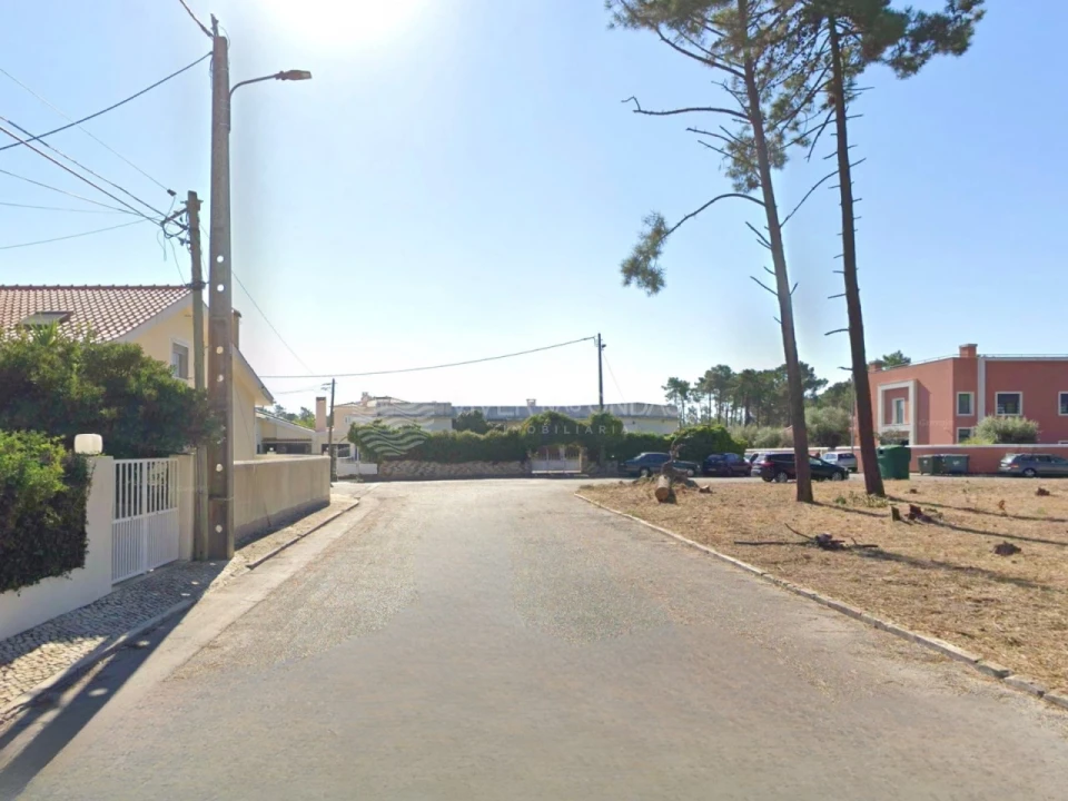 Moradia T4 para Venda em Amora Foto 46