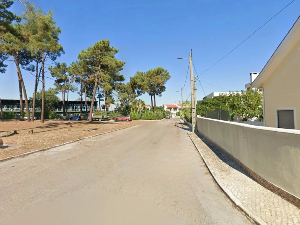 Moradia T4 para Venda em Amora Foto 47