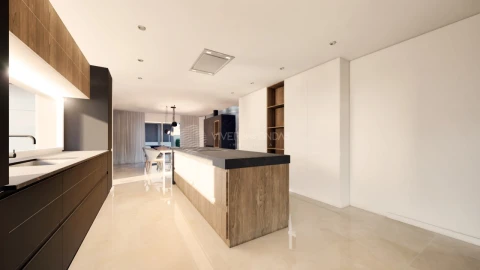 Moradia T4 para Venda em Amora