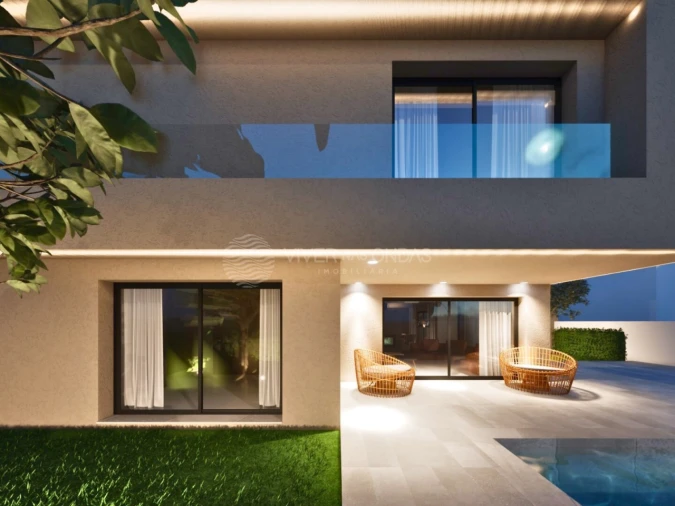 Moradia T4 para Venda em Amora Foto 33