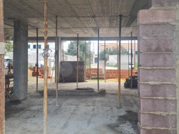 Moradia T3 para Venda em Charneca de Caparica e Sobreda