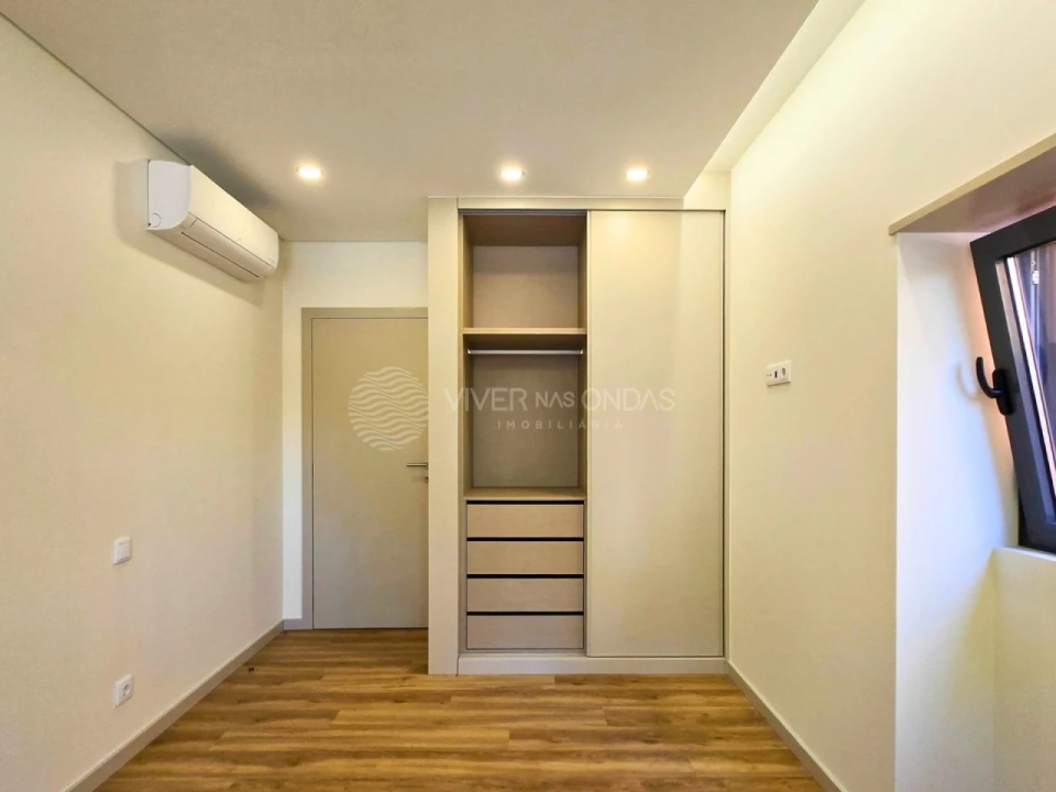 Moradia T3 para Venda em Espinho Foto 24