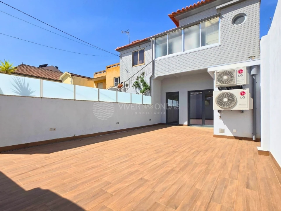 Moradia T3 para Venda em Espinho Foto 1