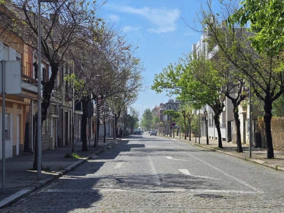 Moradia T3 para Venda em Espinho Foto 47