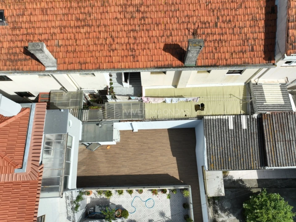 Moradia T3 para Venda em Espinho Foto 49