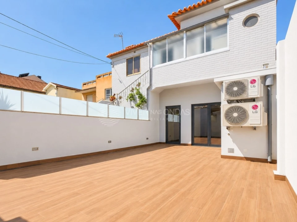 Moradia T3 para Venda em Espinho Foto 32