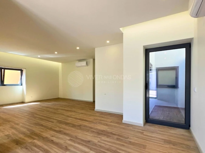 Moradia T3 para Venda em Espinho Foto 5