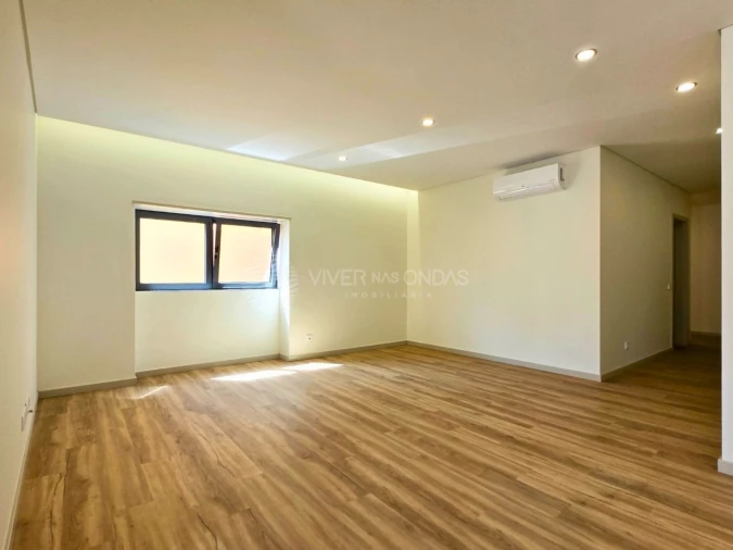 Moradia T3 para Venda em Espinho Foto 18