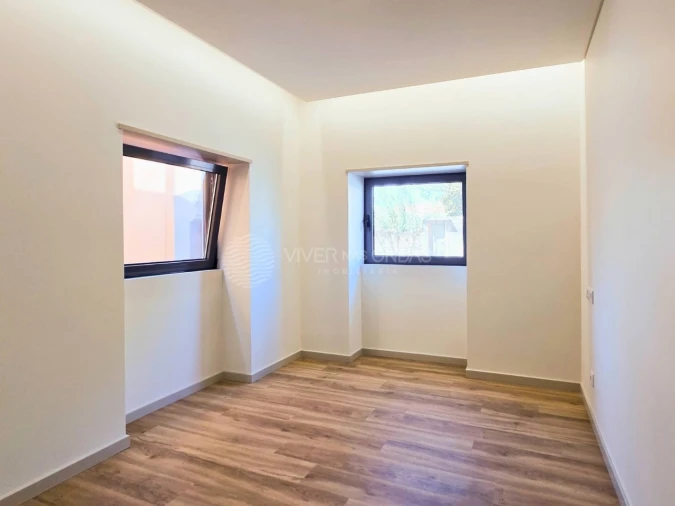 Moradia T3 para Venda em Espinho Foto 23