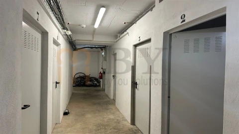 Apartamento T2 para Venda em Faro (Sé e São Pedro)