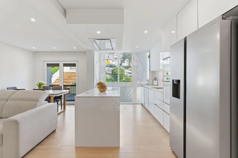 Apartamento T3 para Venda em Cascais e Estoril Foto 4