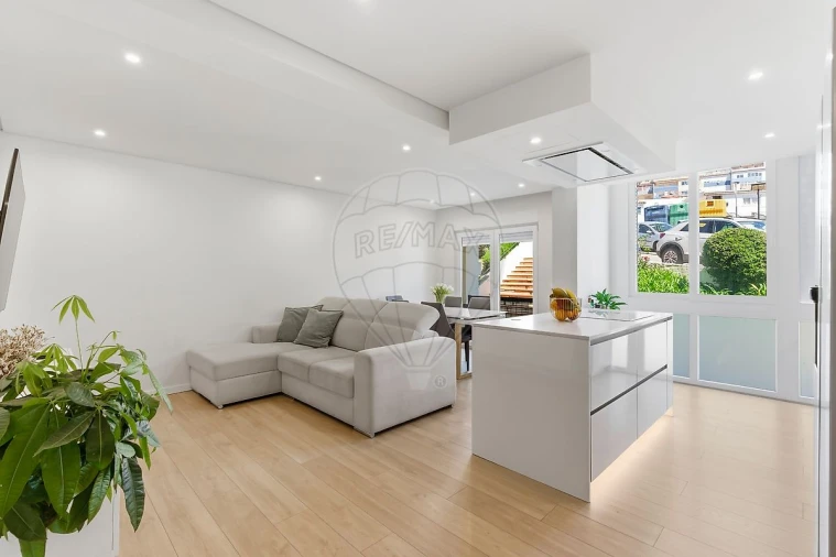 Apartamento T3 para Venda em Cascais e Estoril Foto 3