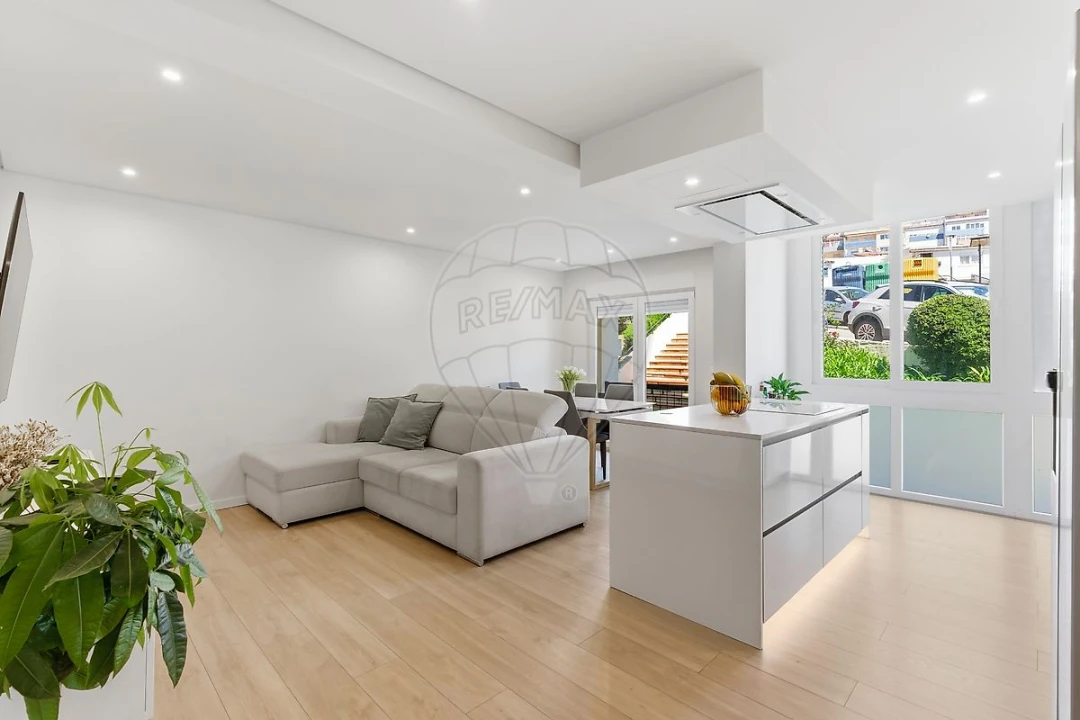 Apartamento T3 para Venda em Cascais e Estoril Foto 3